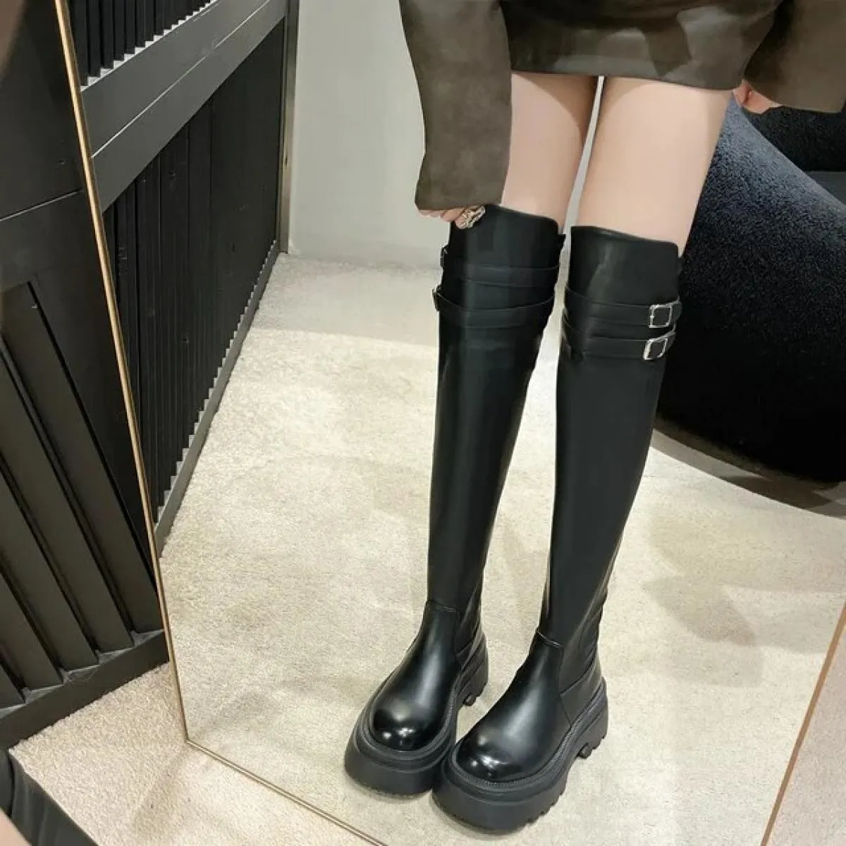 2024 Nuove Scarpe da Donna Pu Caldo Peluche di Gomma Solido Testa Rotonda Stivali da Donna Antiscivolo Alla Moda Stivali con Cer