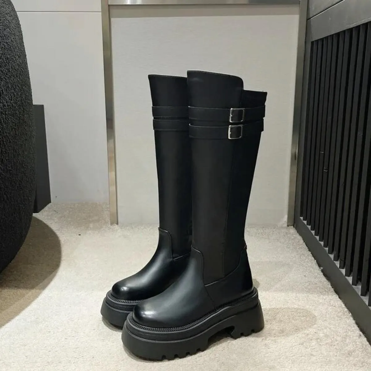 2024 Nuove Scarpe da Donna Pu Caldo Peluche di Gomma Solido Testa Rotonda Stivali da Donna Antiscivolo Alla Moda Stivali con Cer