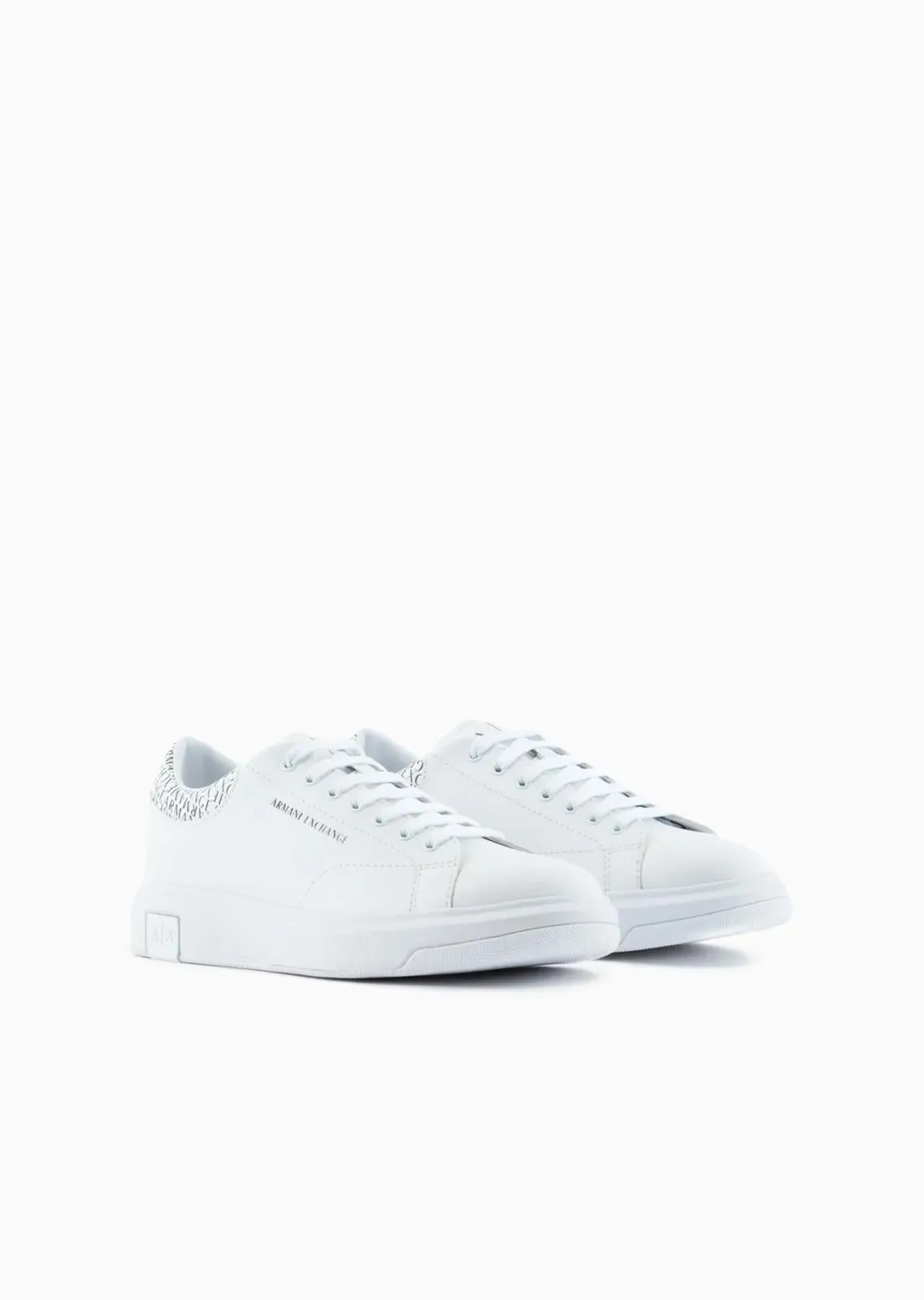     Armani Exchange Sneakers Uomo XUX123 XV761    
