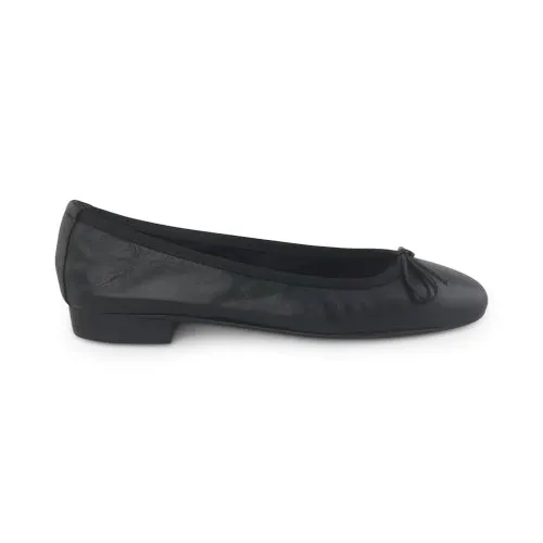 Ballerine nere in pelle