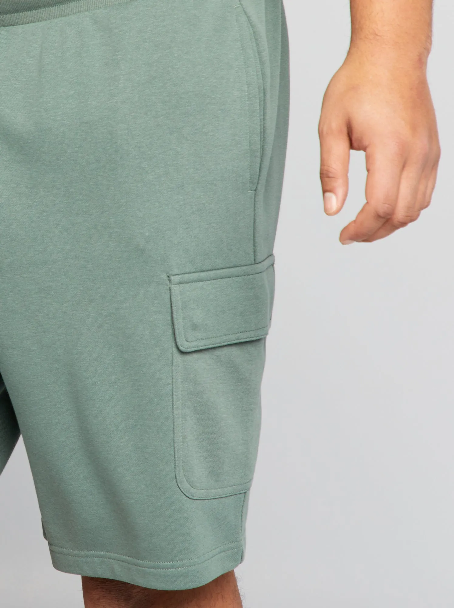 Bermuda con tasche con patta - VERDE