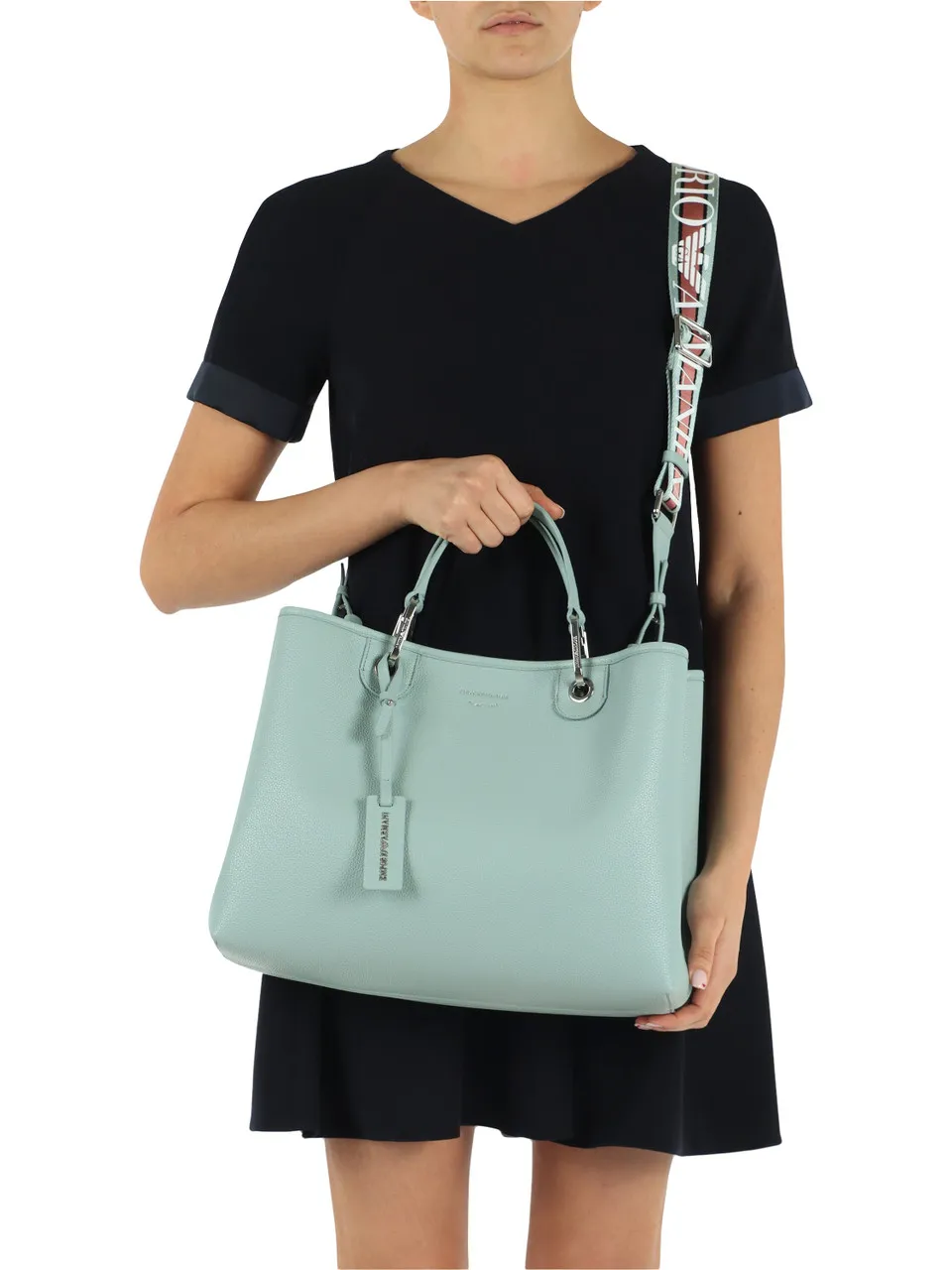 Borsa a mano grande effetto martellato con logo impresso