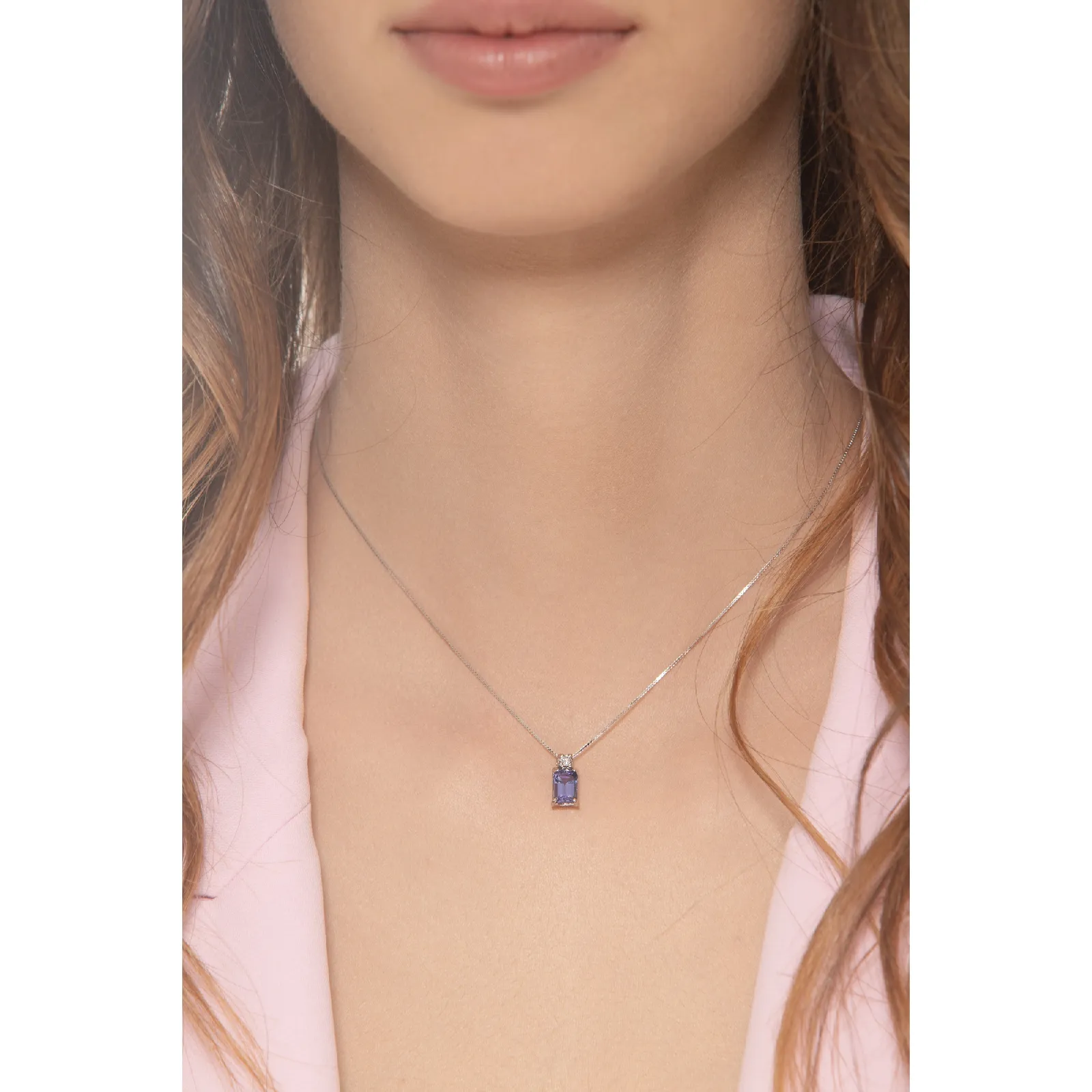 Collana con ciondolo in oro bianco 18k, tanzanite e diamante