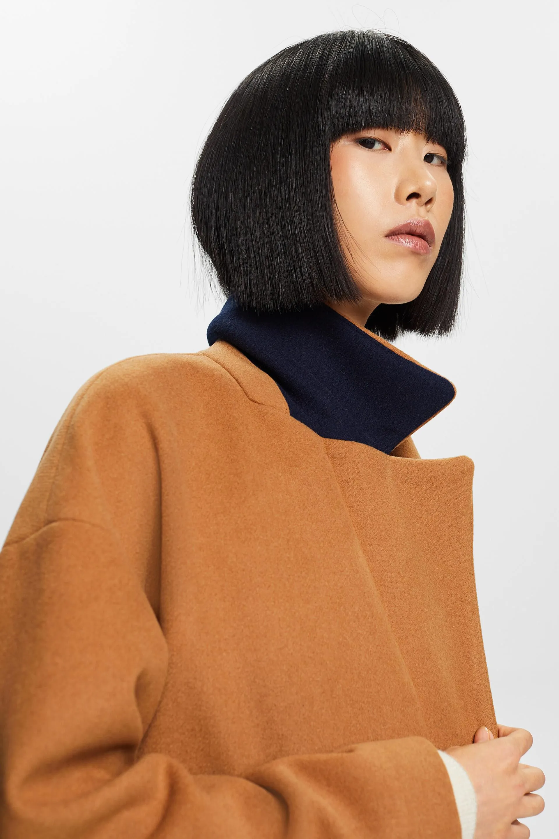 In materiale riciclato: cappotto in misto lana