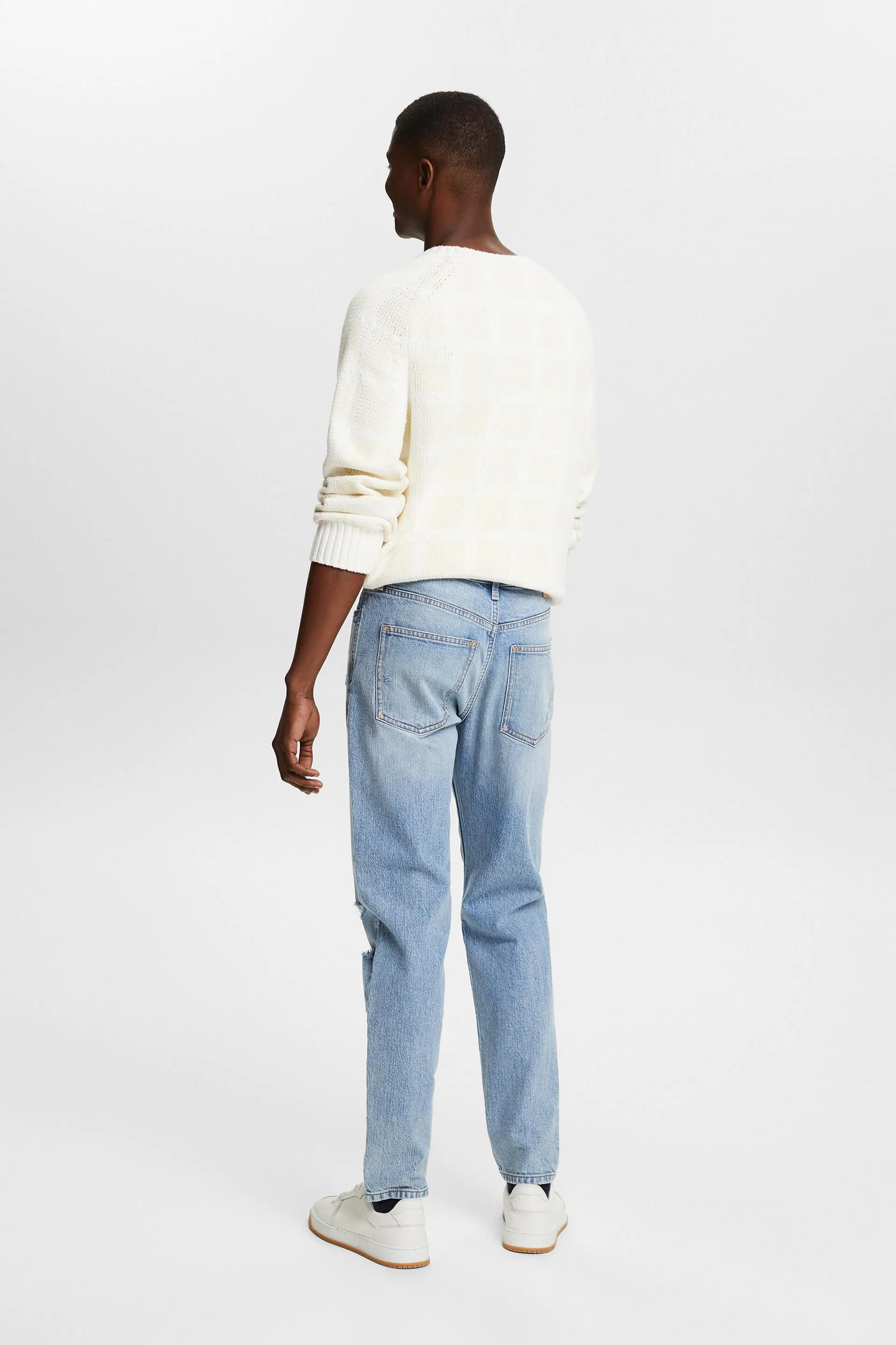 Jeans Regular affusolati a vita media