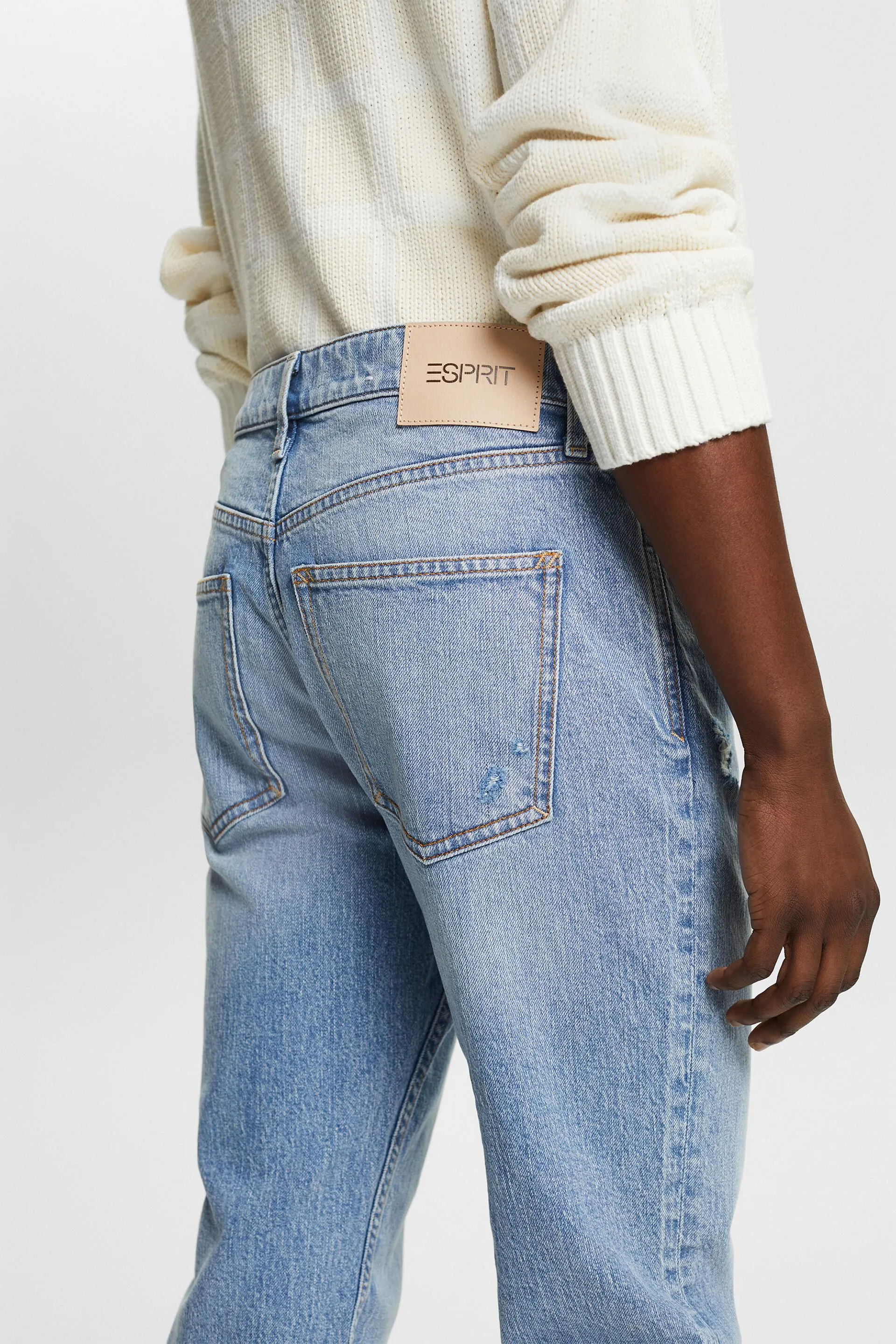 Jeans Regular affusolati a vita media