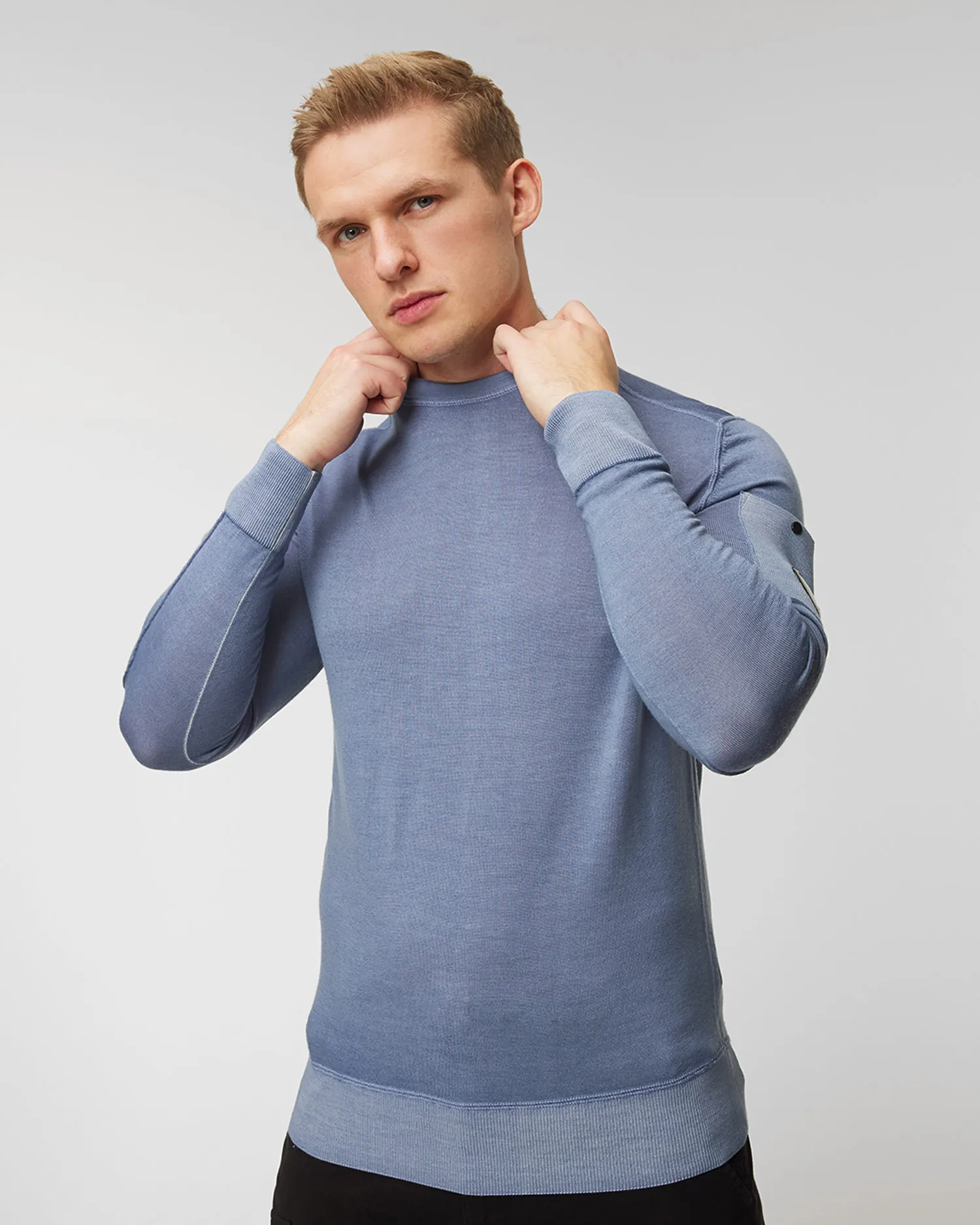 Maglione di lana C.P. COMPANY 13CMKN245A003247F-843
