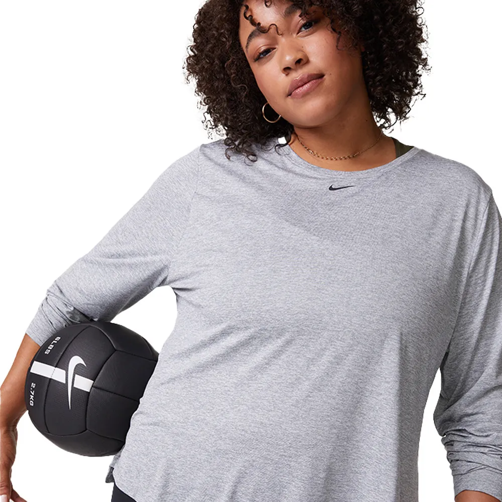 Nike Dri-FIT One per donna Long-Sleeve Top (Plus Size) - HO22