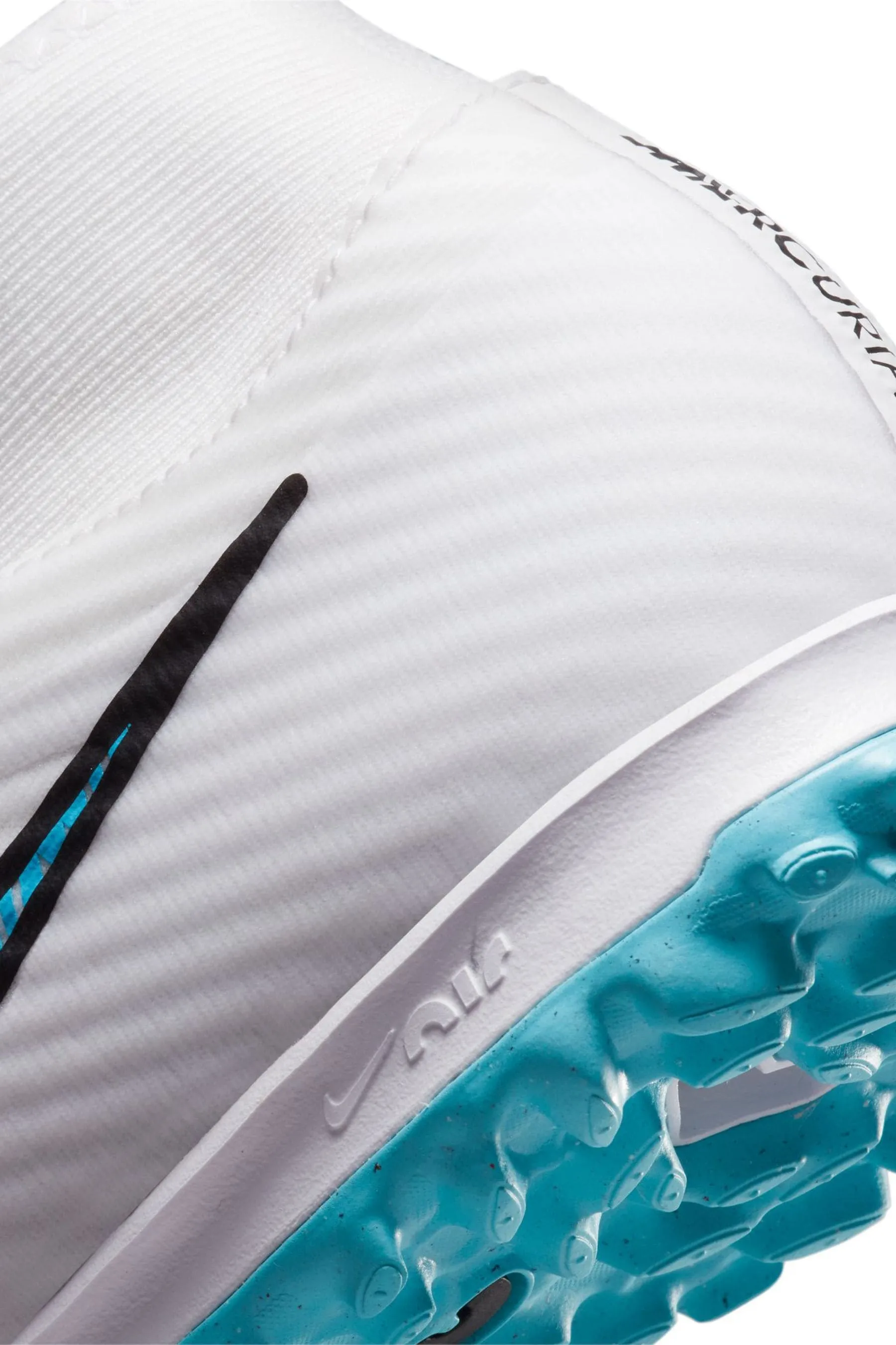 Nike - Zoom Mercurial Superfly 9 - Stivali da calcio per terreni erbosi