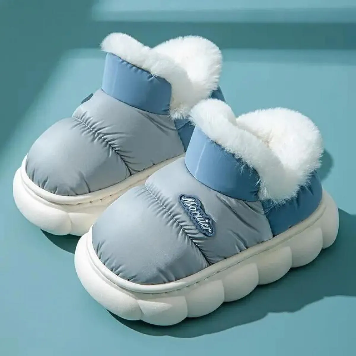 Nuove scarpe invernali in cotone 2024 per bambini carini ragazzi ragazze inverno stivali da neve in peluche caldi e spessi imper