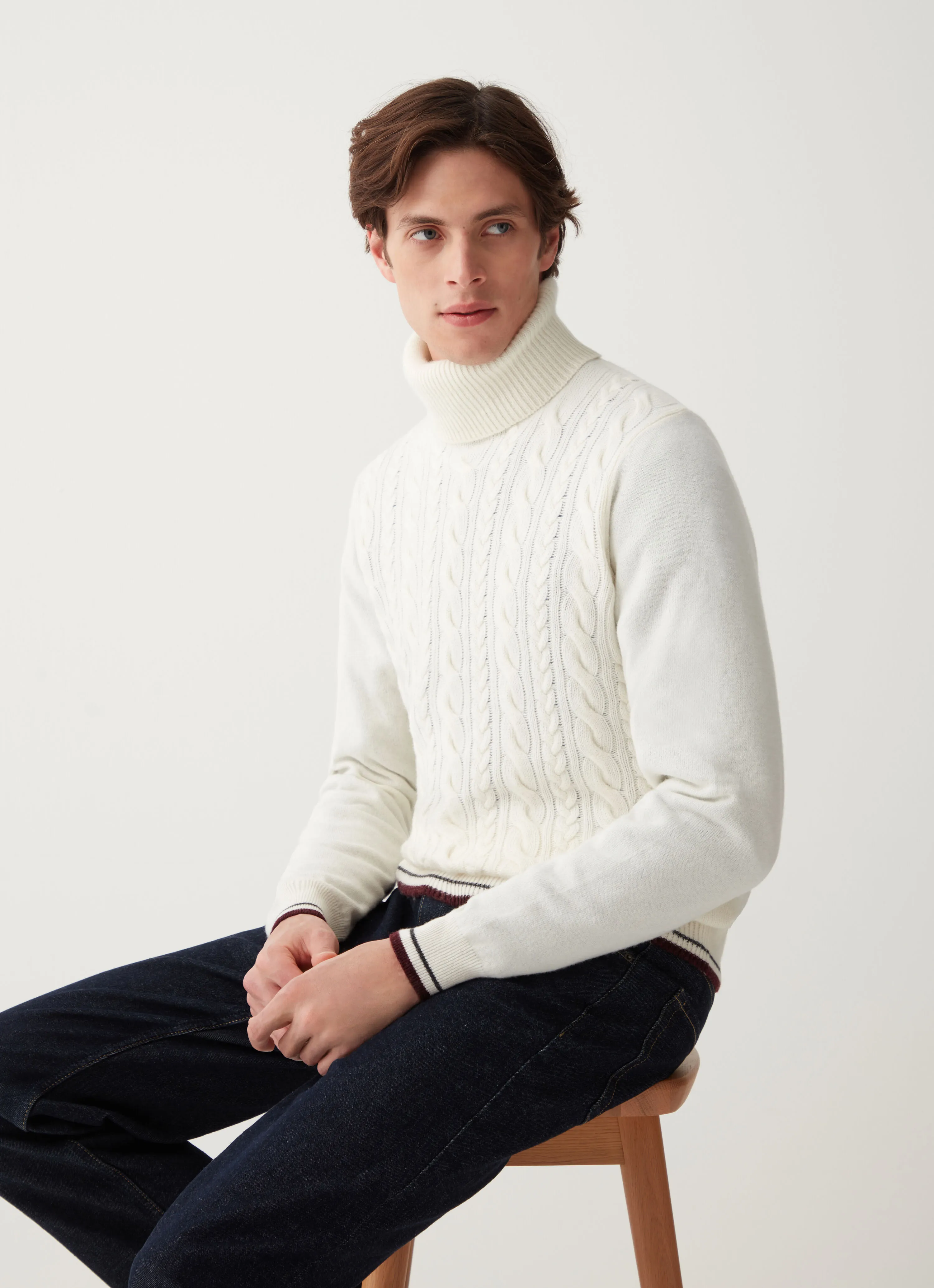 Polo-neck cable-knit pullover