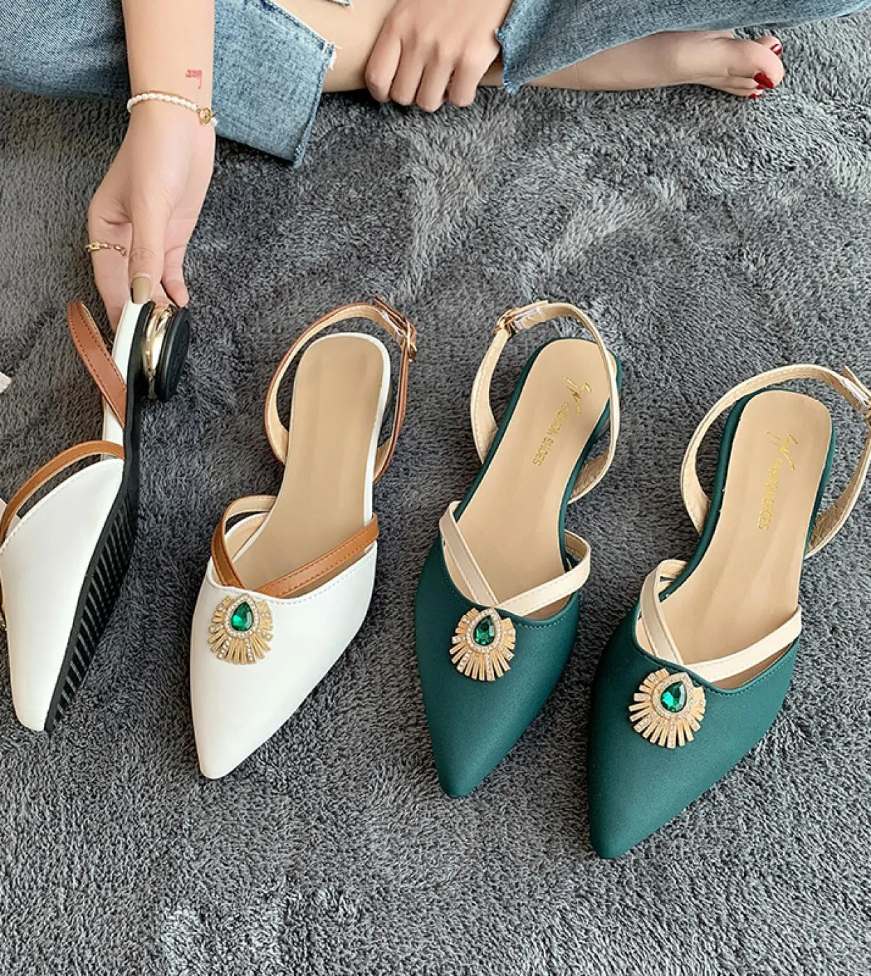 Sandali dolci Moda donna Butterflyknot Decorazione Cinturino con fibbia Scarpe con tacco quadrato Eleganti sandali con punta a p