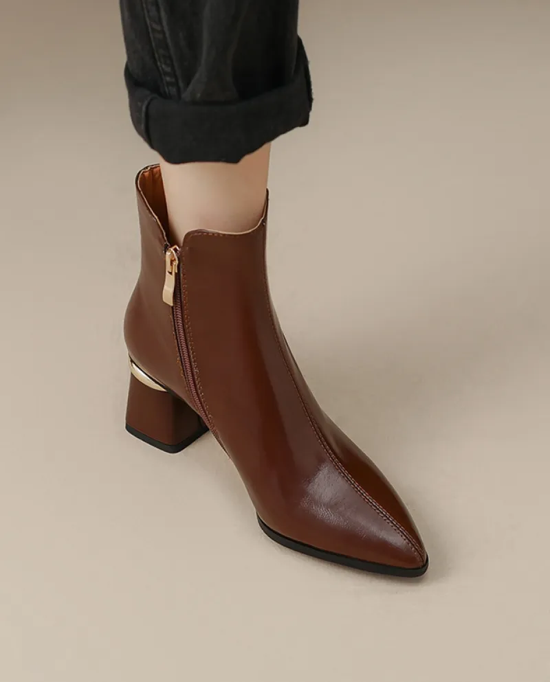 Scarpe da donna fatte a mano Autunno e inverno Nuovi stivali corti con tacco spesso Stivali con punta a punta con cerniera later
