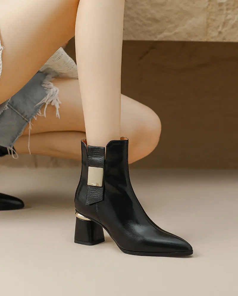 Scarpe da donna fatte a mano Autunno e inverno Nuovi stivali corti con tacco spesso Stivali con punta a punta con cerniera later