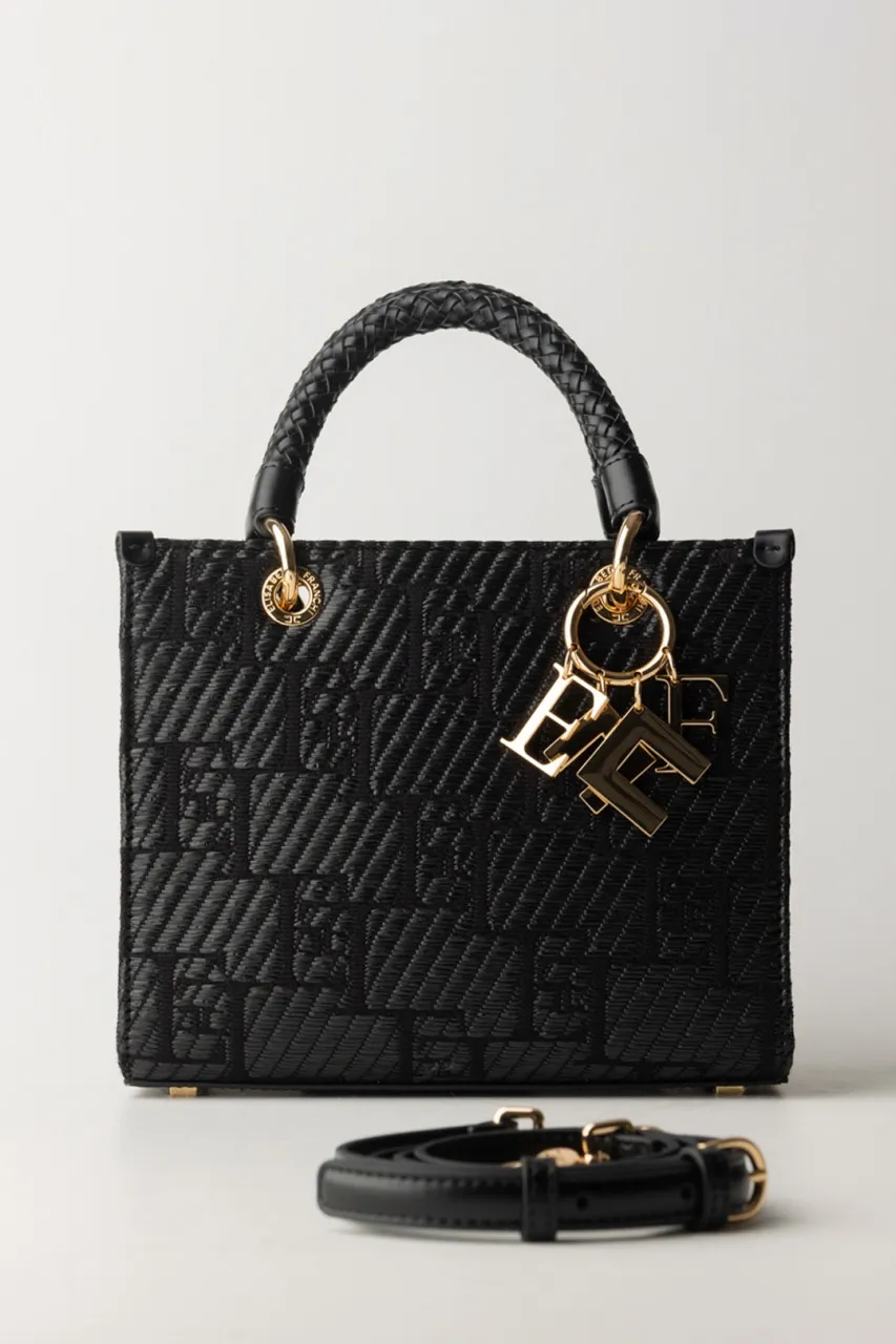 Shopper piccola in rafia con charms Nero