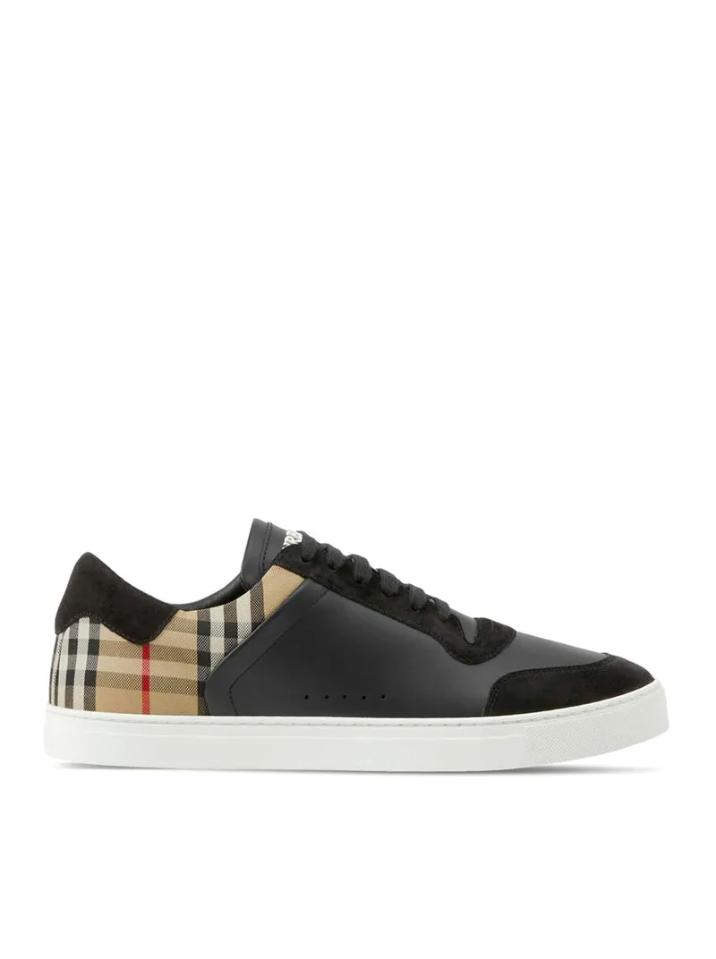 SNEAKERS A QUADRI