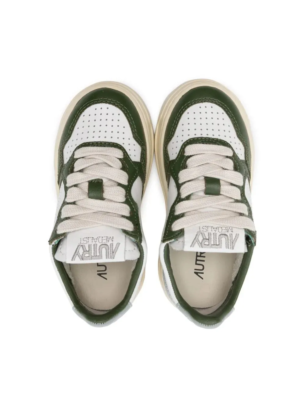 Sneakers Medalist